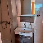 Apartment Ivic Paka Rab