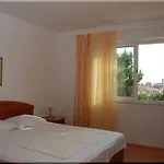 Apartment Ivic Paka Rab